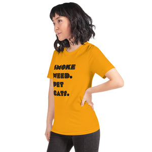 Smoke Weed Pet Cats Unisex t-shirt (Black Text)